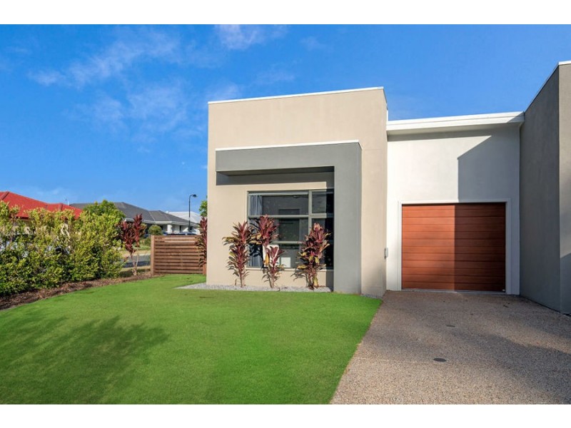 1/30 Taurus Circuit, Coomera QLD 4209