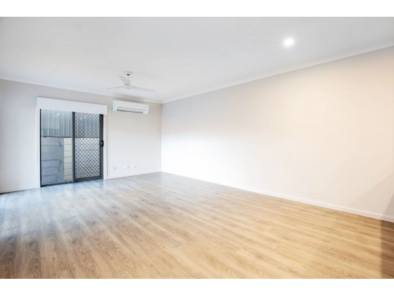 1/30 Taurus Circuit, Coomera QLD 4209