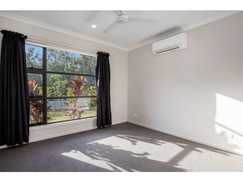 1/30 Taurus Circuit, Coomera QLD 4209