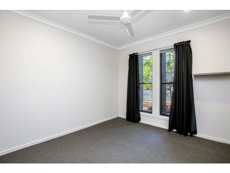 1/30 Taurus Circuit, Coomera QLD 4209