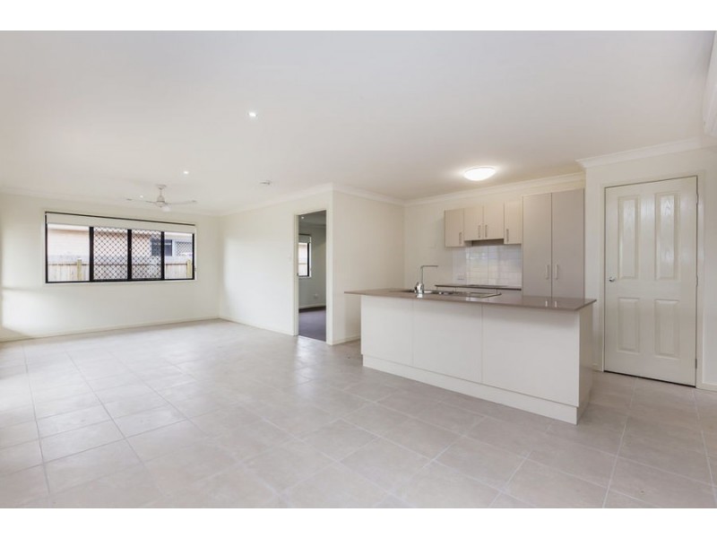 1/1 Moonlight Lane, Coomera QLD 4209