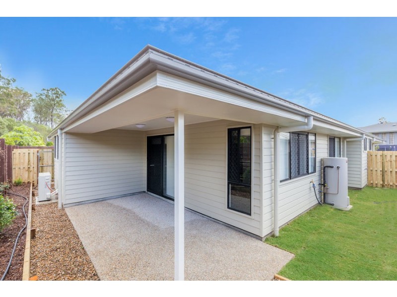 2/1 Moonlight Lane, Coomera QLD 4209