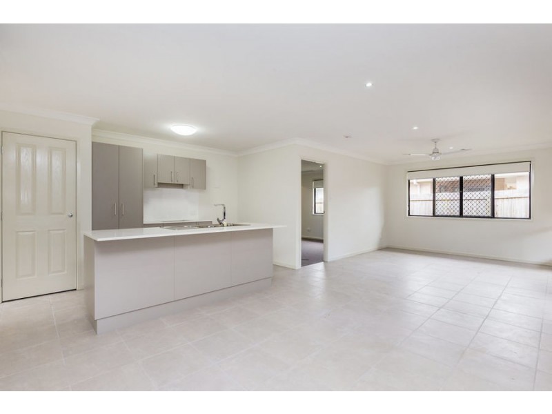 2/1 Moonlight Lane, Coomera QLD 4209