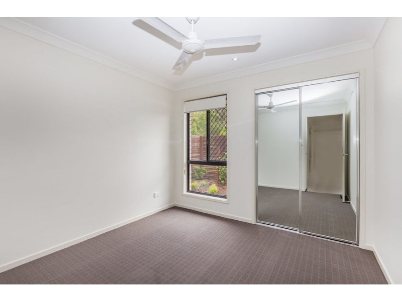 2/1 Moonlight Lane, Coomera QLD 4209