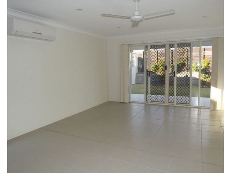 8 Zen Court, Coomera QLD 4209