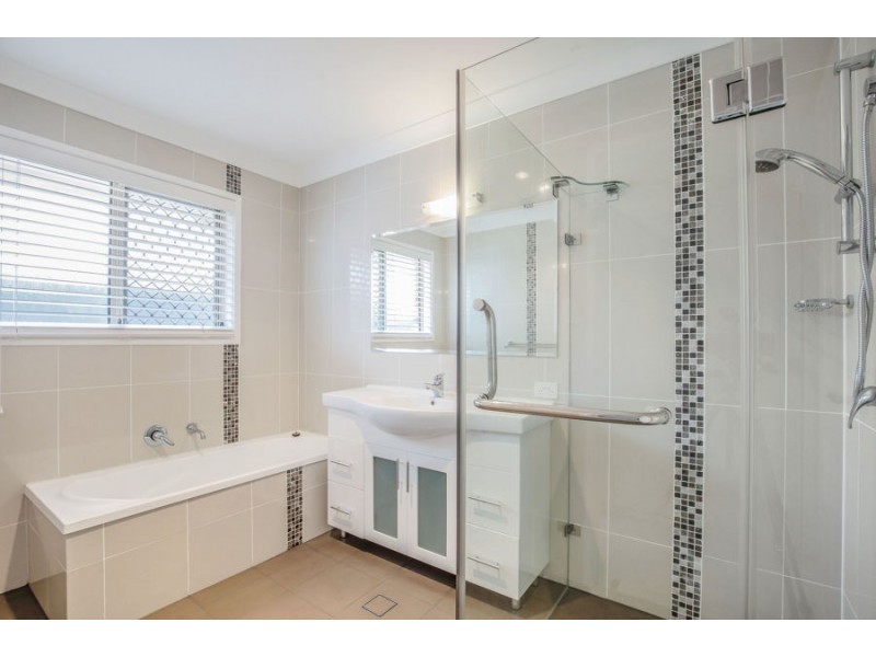 34 Arlene Park Terrace, Helensvale QLD 4212