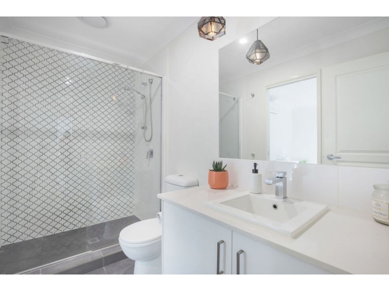 10 Olivia Close, Coomera QLD 4209