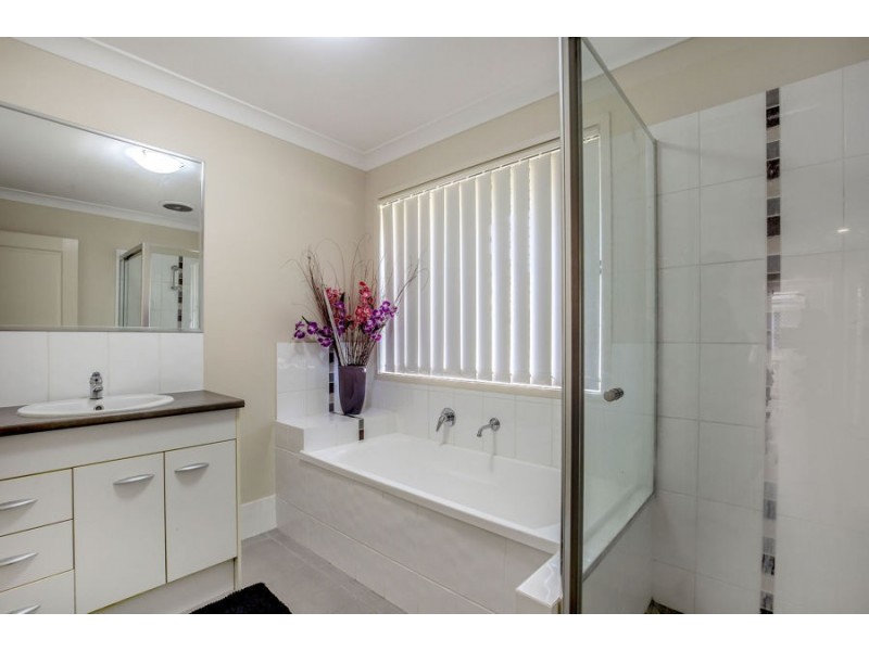 3 Labassa Ave, Pimpama QLD 4209