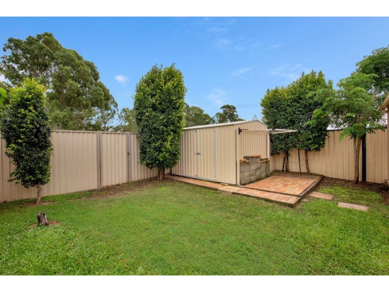 1/144 Kumbari Ave, Labrador QLD 4215