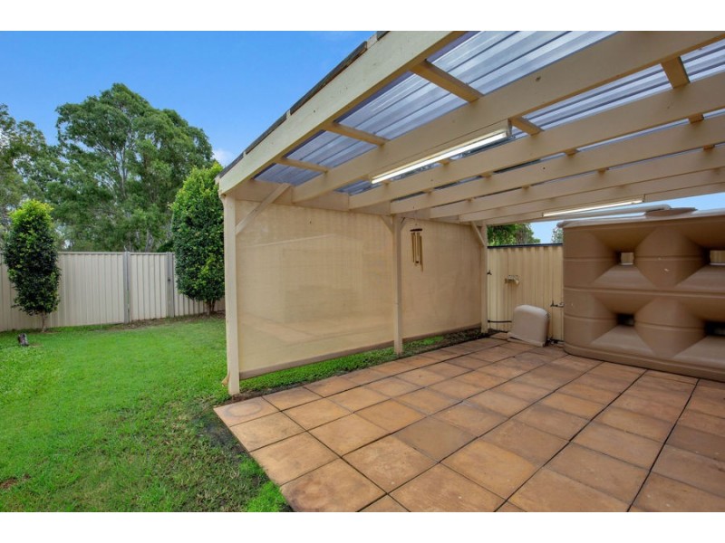 1/144 Kumbari Ave, Labrador QLD 4215