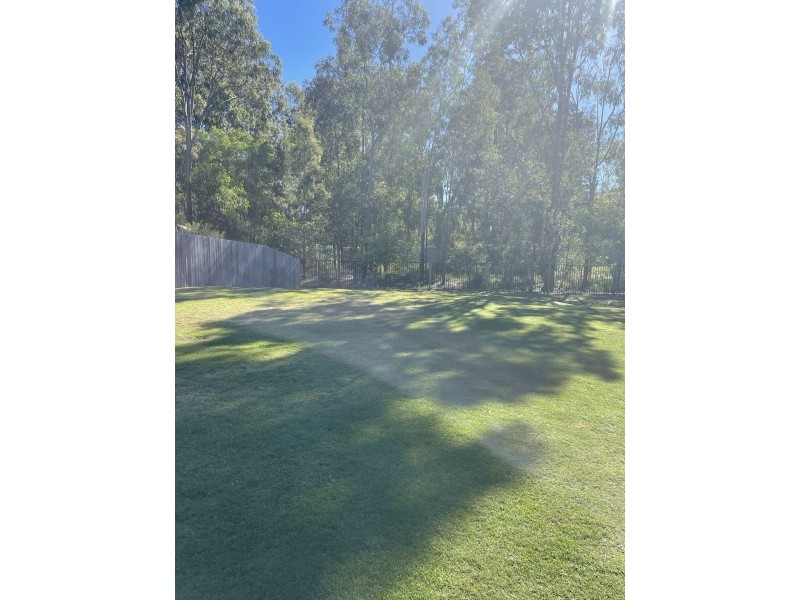 27 Bladensburg Drive, Waterford QLD 4133