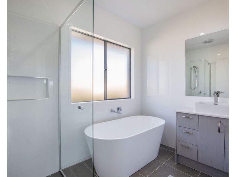 52 Girtin Circuit, Pimpama QLD 4209