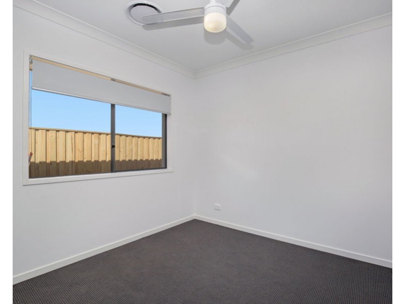 52 Girtin Circuit, Pimpama QLD 4209