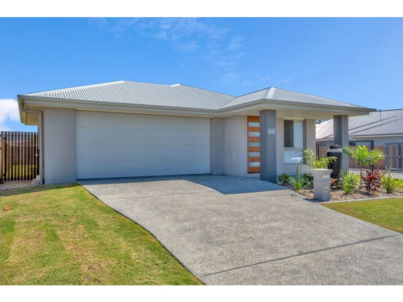 68 Great Sandy Circuit, Pimpama QLD 4209
