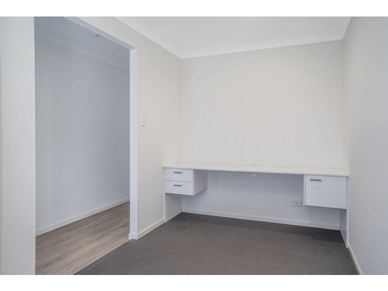 68 Great Sandy Circuit, Pimpama QLD 4209