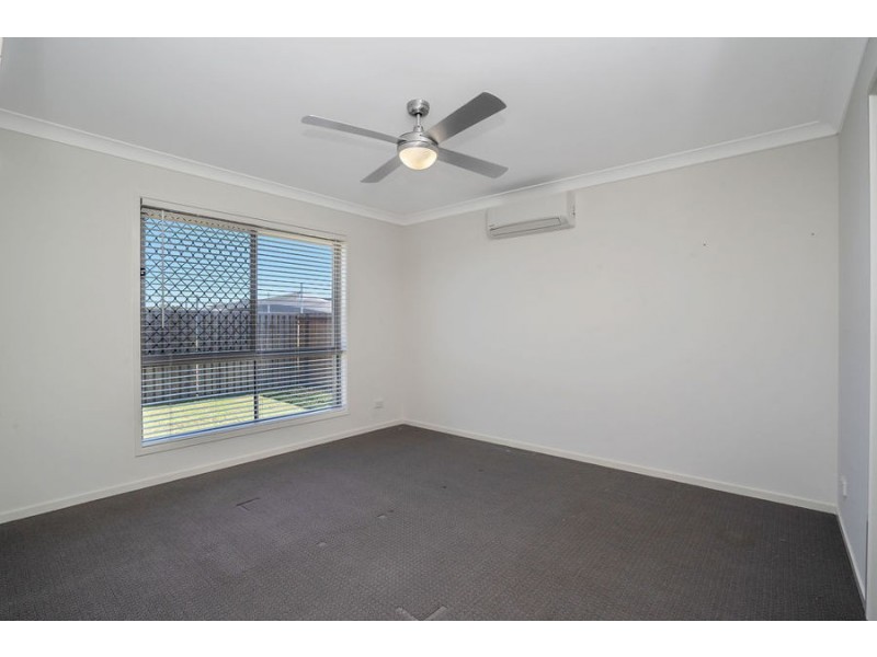 68 Great Sandy Circuit, Pimpama QLD 4209