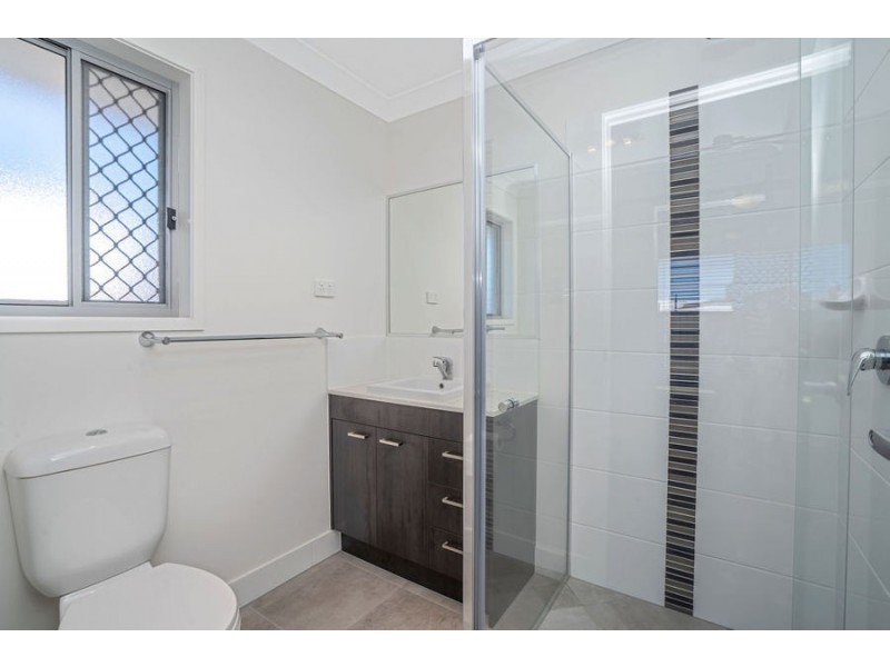 68 Great Sandy Circuit, Pimpama QLD 4209