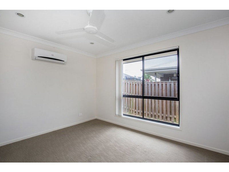 18 Cypress Circuit, Coomera QLD 4209