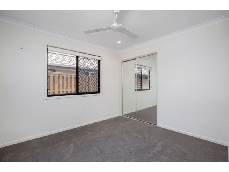 53 Ningaloo Drive, Pimpama QLD 4209