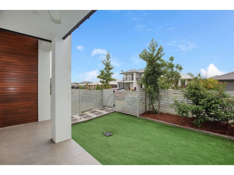 3/3 Gatina Crescent, Coomera QLD 4209