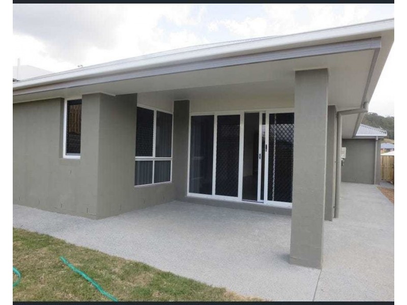 4 HIbiscus Crescent, Maudsland QLD 4210