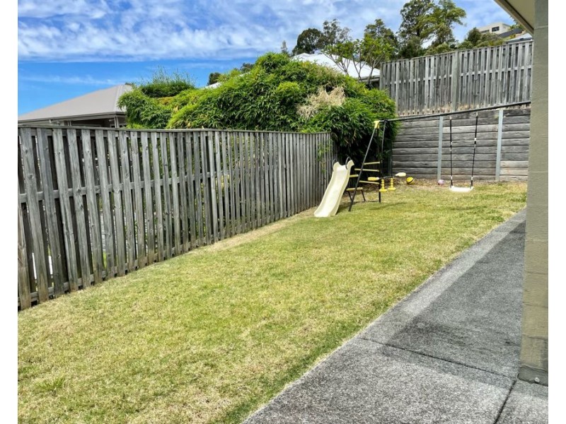 4 HIbiscus Crescent, Maudsland QLD 4210