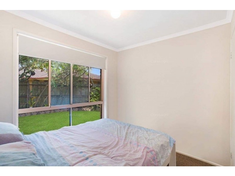 13 Gladful Court, Varsity Lakes QLD 4227