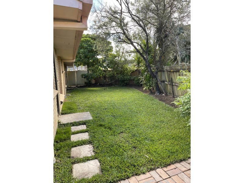 13 Gladful Court, Varsity Lakes QLD 4227