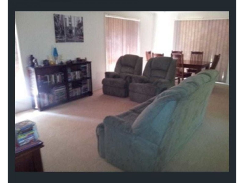 19 Parkside Circuit, Robina QLD 4226