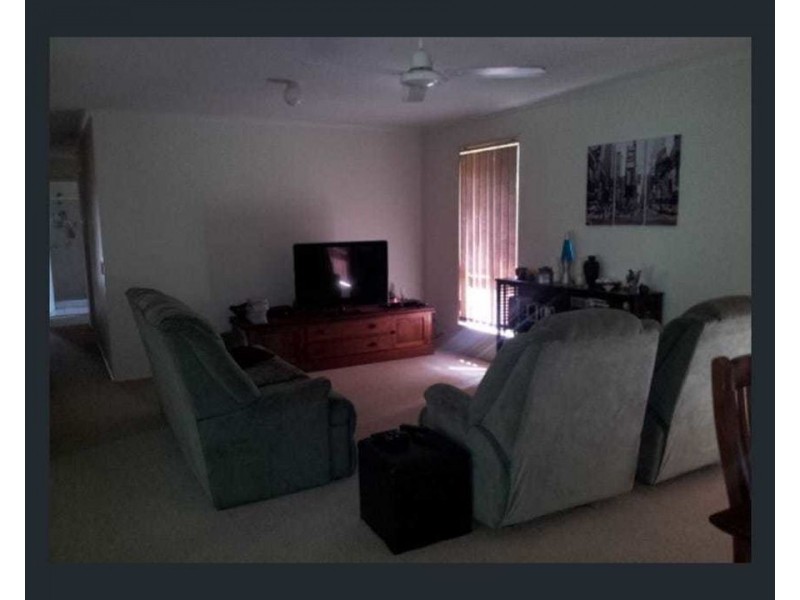 19 Parkside Circuit, Robina QLD 4226