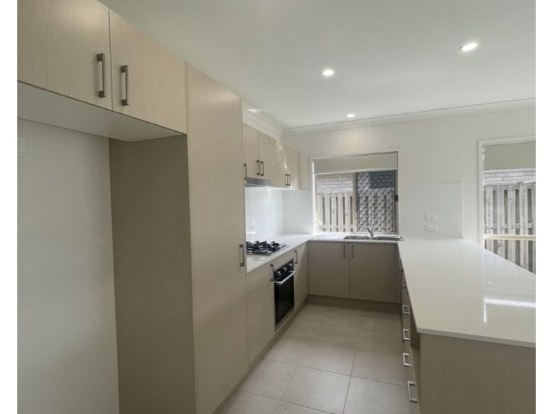 1/46 Mercy Circuit, Park Ridge QLD 4125