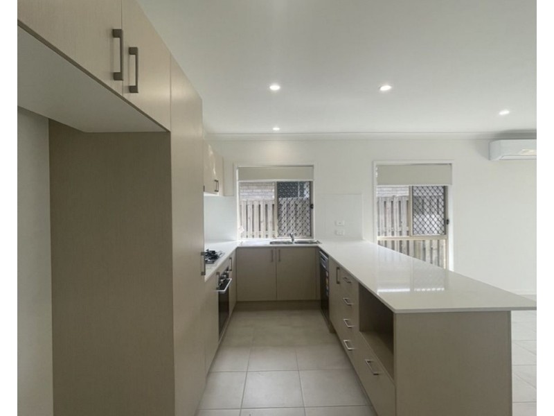 1/46 Mercy Circuit, Park Ridge QLD 4125