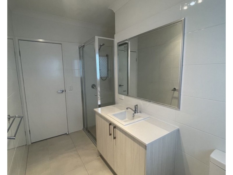 2/46 Mercy Circuit, Park Ridge QLD 4125
