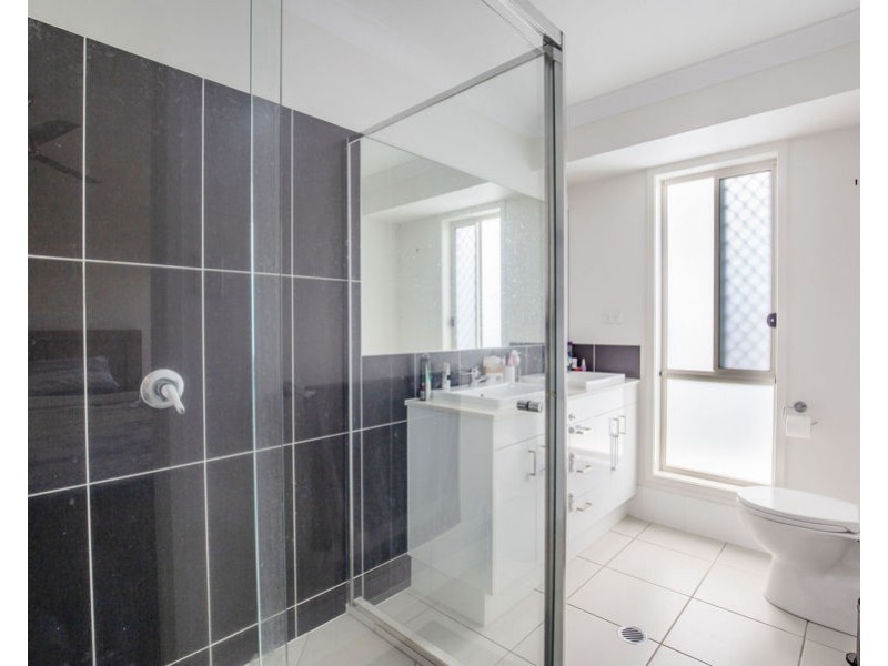 12 Apple Berry Avenue, Coomera QLD 4209