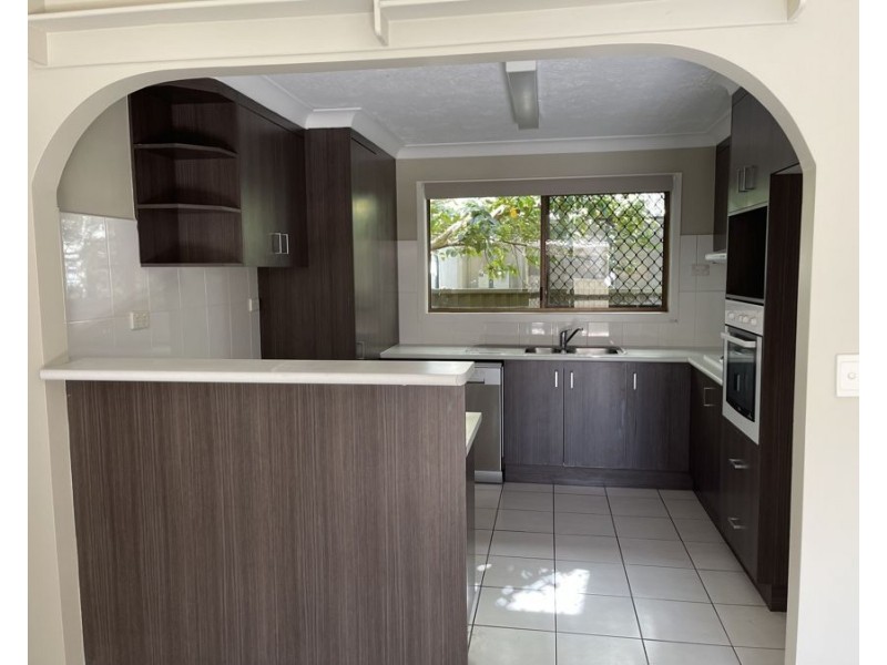 55 Fifth Ave, Palm Beach QLD 4221