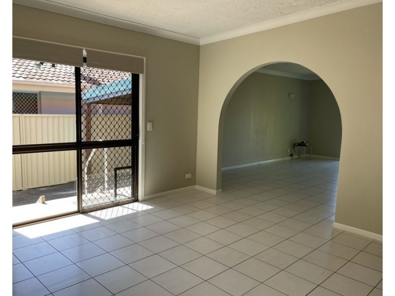 55 Fifth Ave, Palm Beach QLD 4221