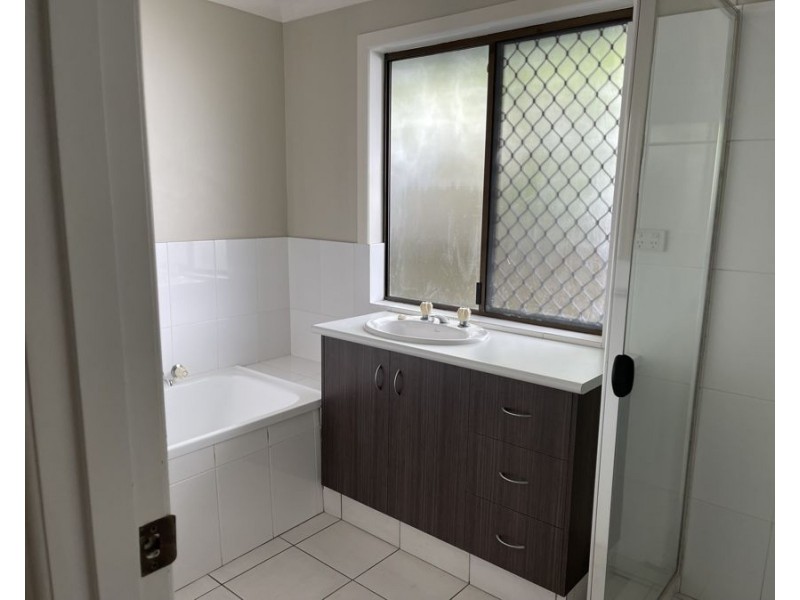 55 Fifth Ave, Palm Beach QLD 4221