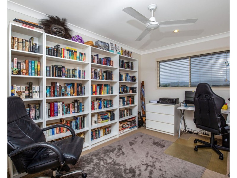1/16 Armani Avenue, Pimpama QLD 4209