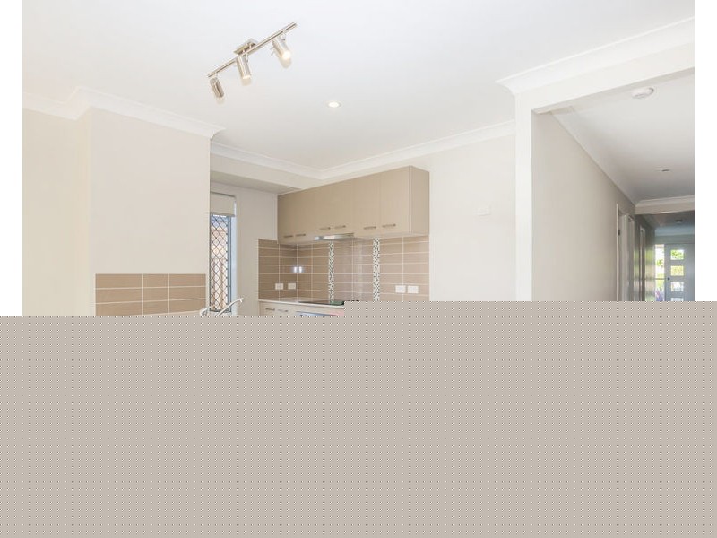 9 Kalgoorlie St, Pimpama QLD 4209