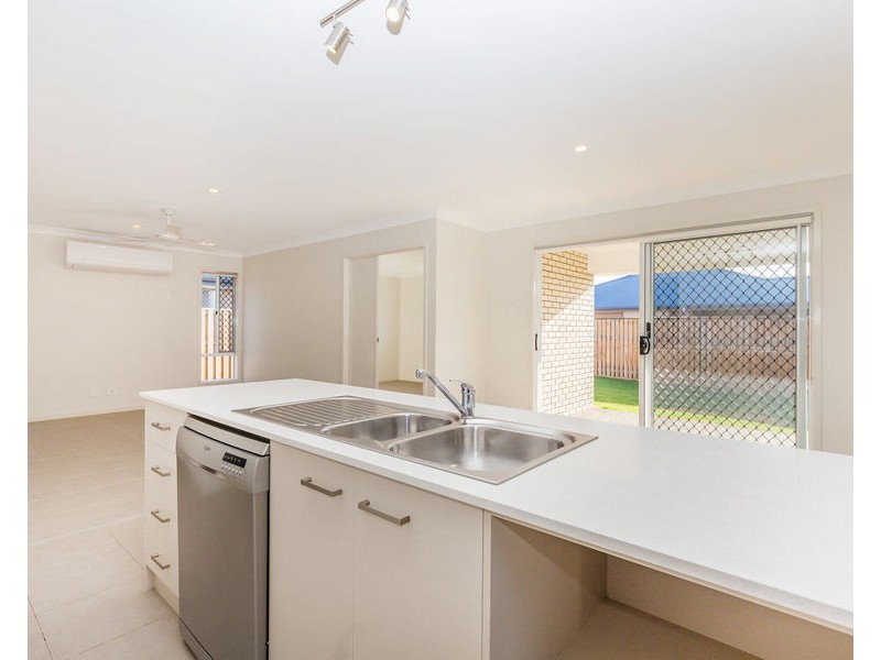 9 Kalgoorlie St, Pimpama QLD 4209