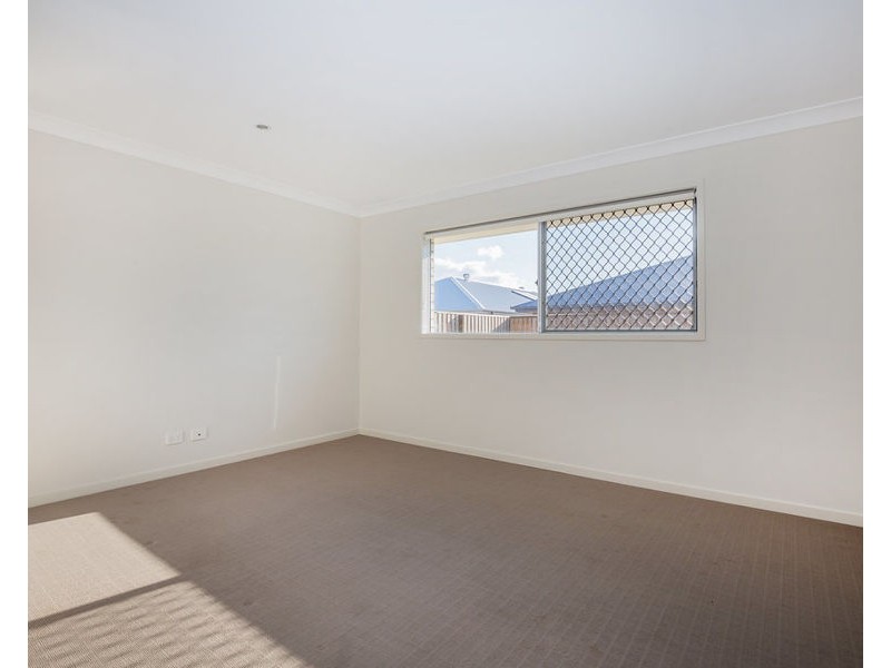 9 Kalgoorlie St, Pimpama QLD 4209