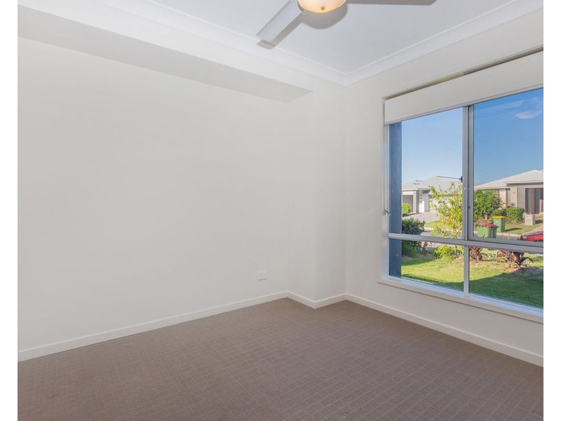 9 Kalgoorlie St, Pimpama QLD 4209