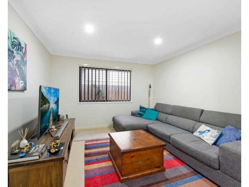 7 Cottrell Drive, Pimpama QLD 4209