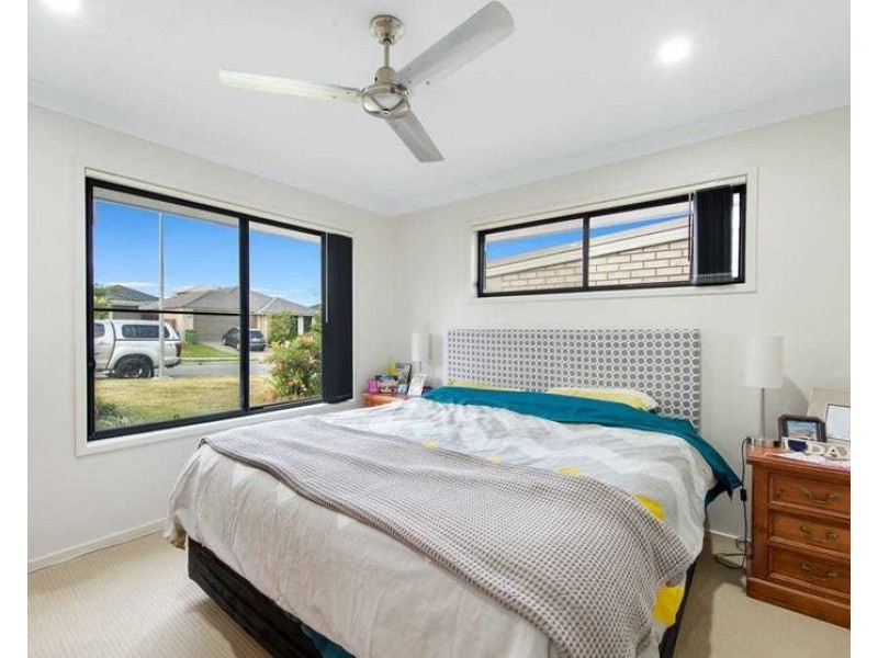 7 Cottrell Drive, Pimpama QLD 4209