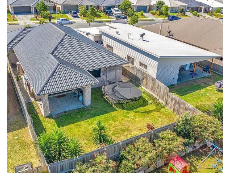 7 Cottrell Drive, Pimpama QLD 4209