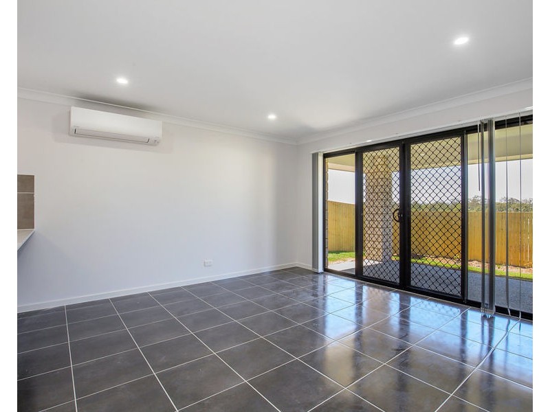 10 McWilliam St, Pimpama QLD 4209