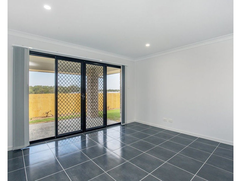 10 McWilliam St, Pimpama QLD 4209