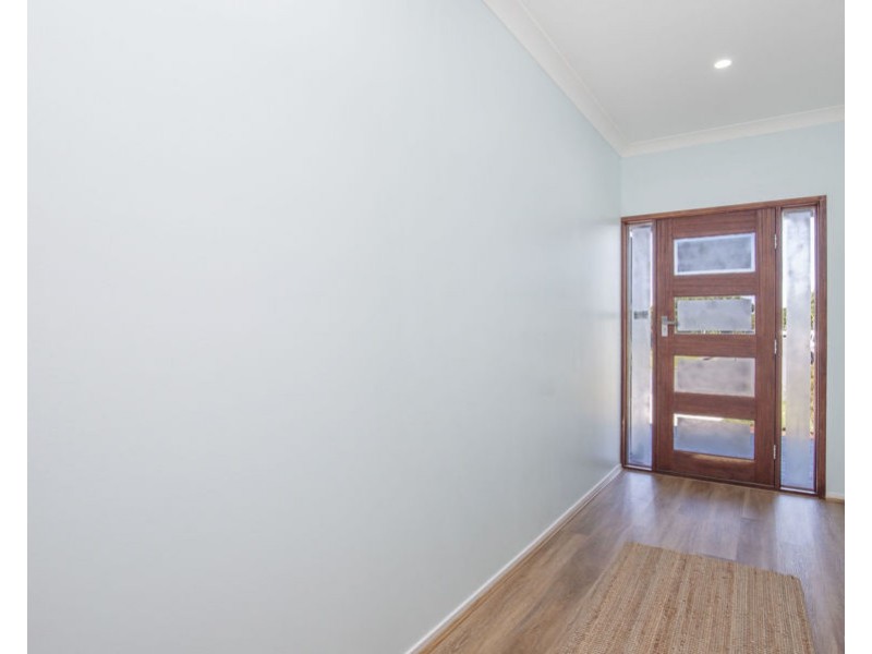 81 Ningaloo Drive, Pimpama QLD 4209
