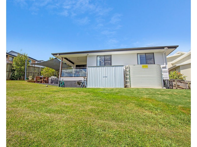 35 Diamantina Circuit, Pacific Pines QLD 4211