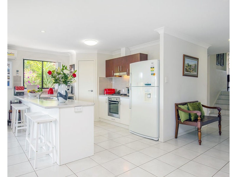 35 Diamantina Circuit, Pacific Pines QLD 4211